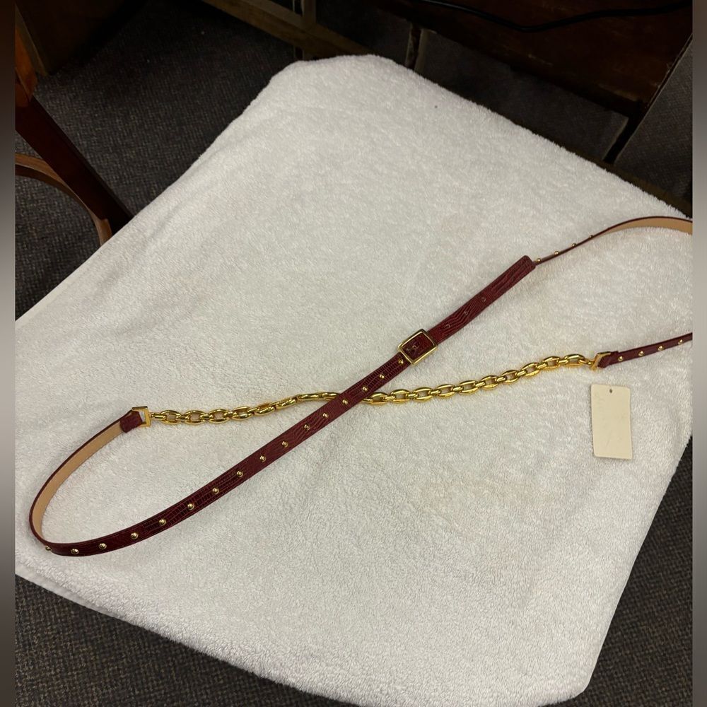 Boston Proper Ladies Leather & Gold Chain Belt
